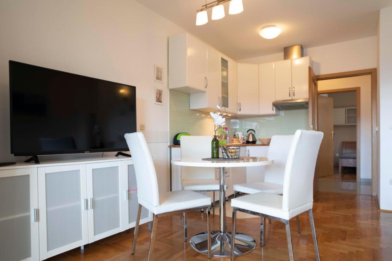 Apartman Adriatic Sea 普罗马尼亚 外观 照片
